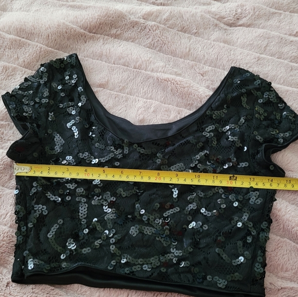 EXPRESS Black sequin Crop Top XS - Picture 13 of 13